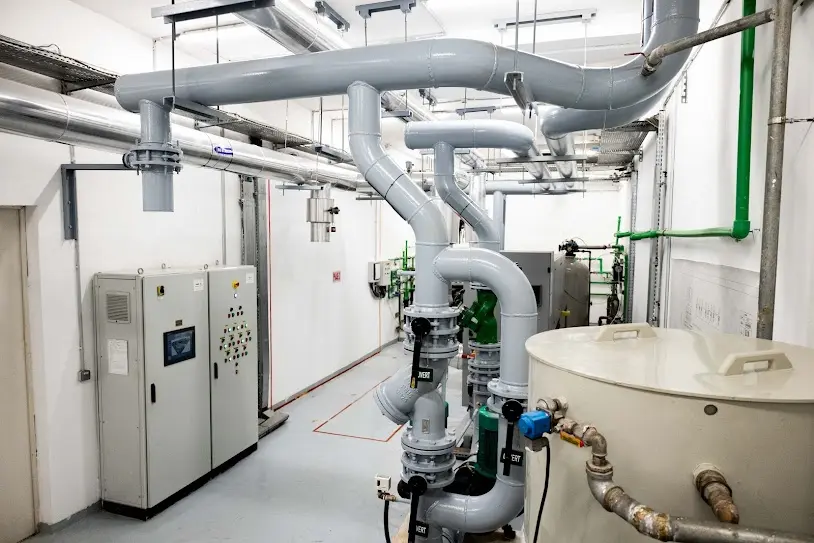 Installation de refroidissement à eau glacée du Lomé Data Centre